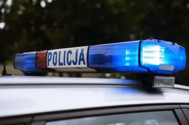 Torebka za 400 złotych i telefon od "pracownika platformy". Mężczyzna stracił ponad 30 tysięcy